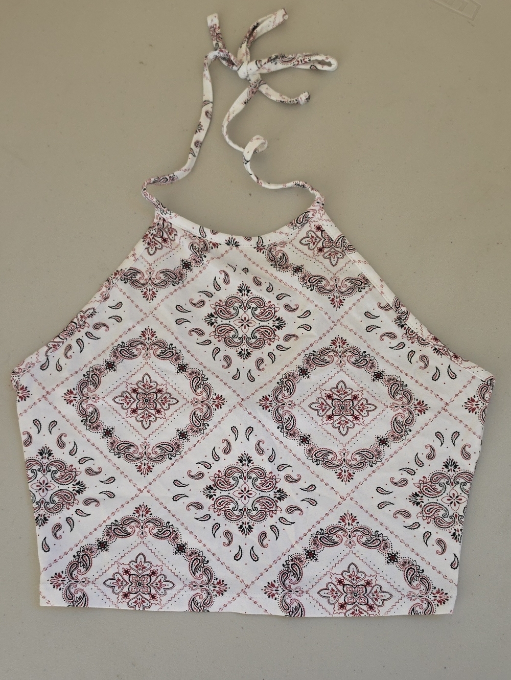 Forever 21 Cropped Bandana Print Halter Top Medium